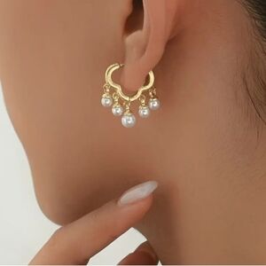 Gold Huggie Hoop Earrings With Pearls Cloud Shape
